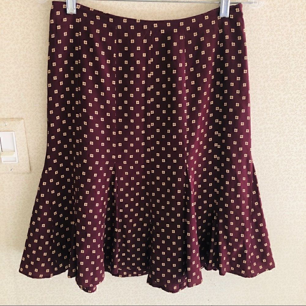 Gap skirt 